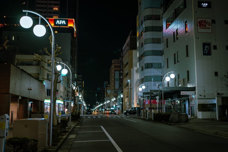 深夜に繁盛する食堂